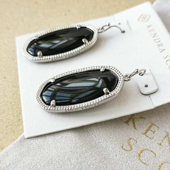 NEW Kendra Scott Silver Black Opaque Glass Elle Earrings - Picture 2 of 3